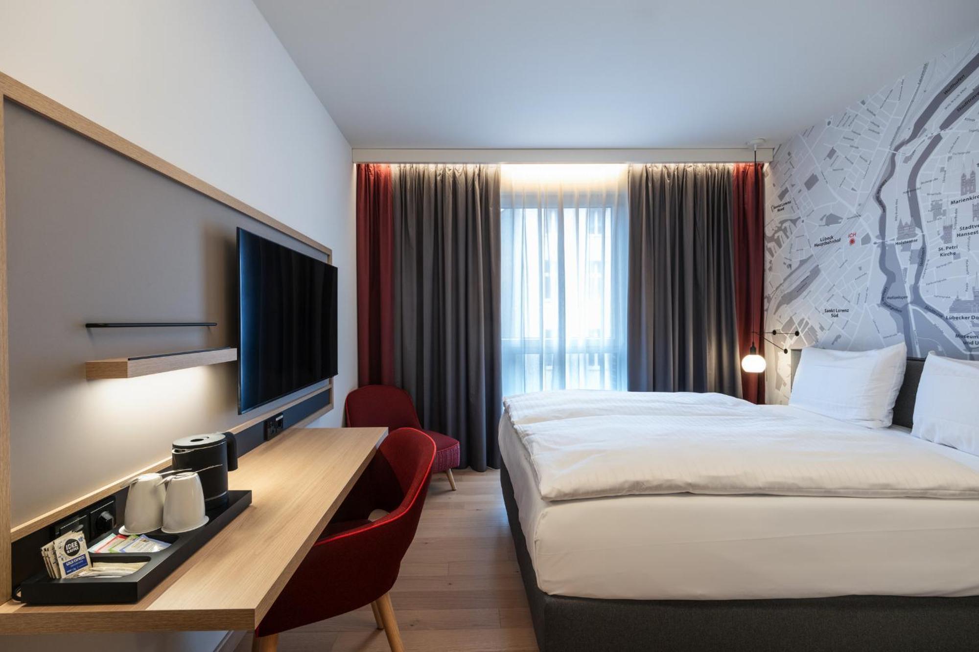 Intercityhotel Luebeck Exterior photo